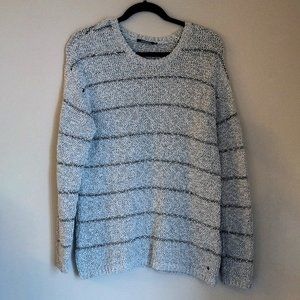 OLSEN LONG SLEEVE SWEATER NWOT